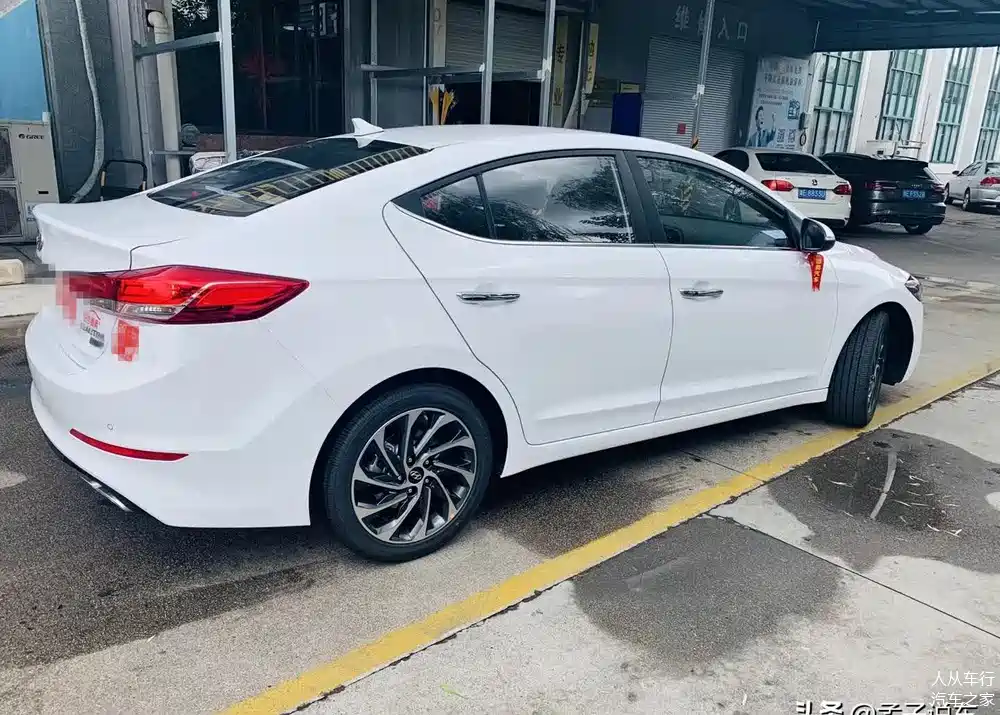 落地11万买了现代领动,用车2000公里,车主:1.4t油耗才6个