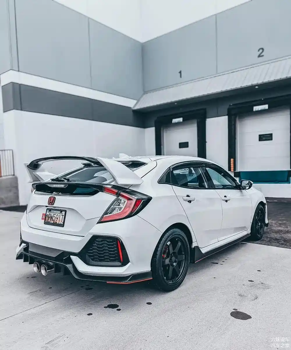 十代思域hatchback轻改,这才是本田烂仔车