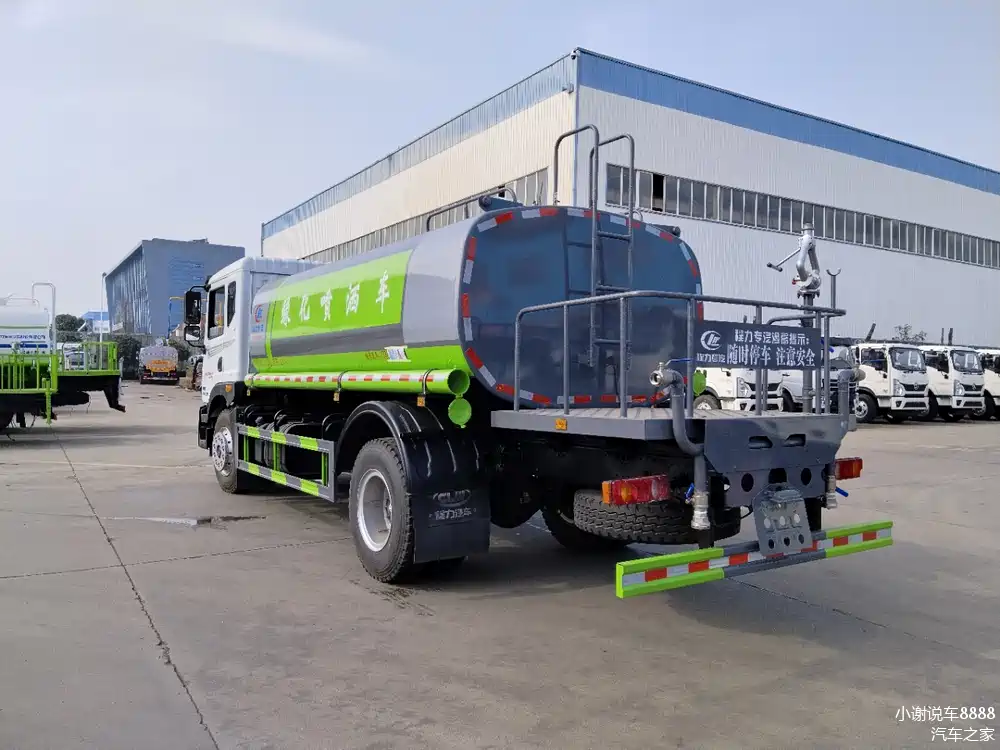 东风华神t5洒水车,容积15方