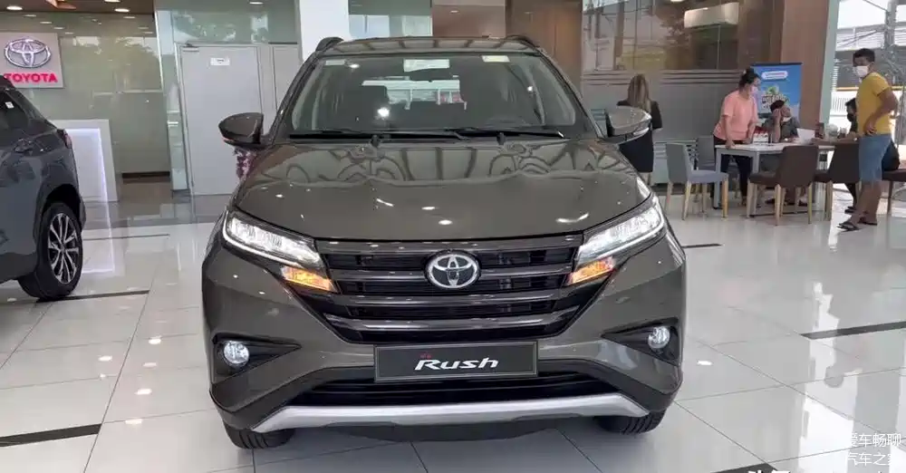 2023款丰田rush1.5l——廉价面包车