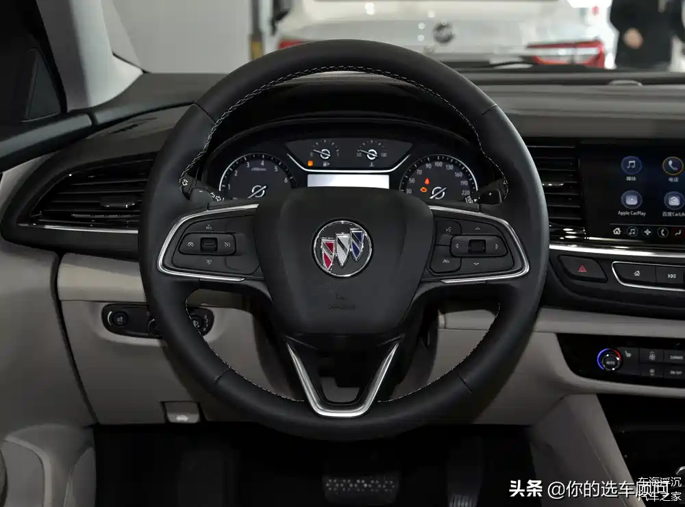 空间超大隔音极好,这样的b级合资轿车优惠还不小,实拍别克君威