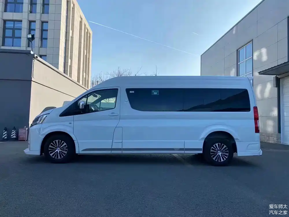 丰田海狮最新报价 海狮8座报价及图片