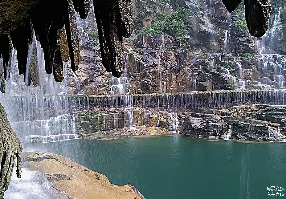 五一假期马上到来,为你推荐几个景美人少适合自驾的地方