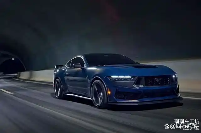 福特在整个电动化进程中十分讨巧,先是用纯电mustang mach-e,吸引住了