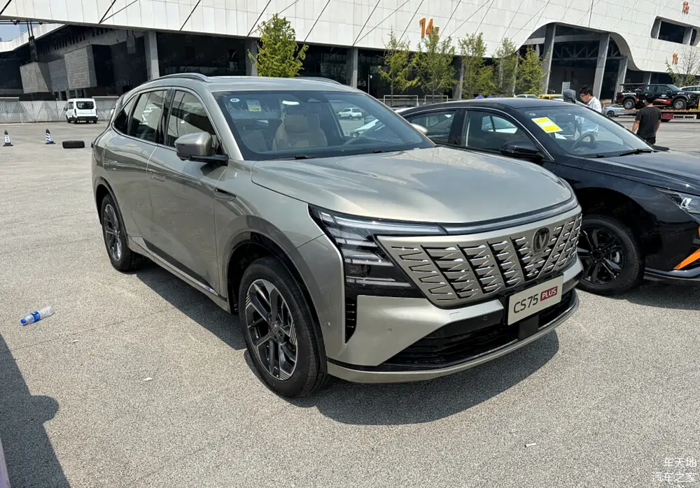 2024成都车展探馆:全新长安cs75 plus