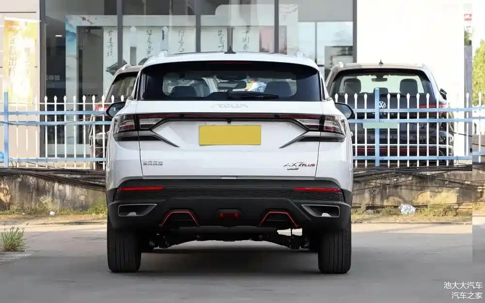 详解东风风神ax7马赫版,标配1.5t,9.59万起,能买?