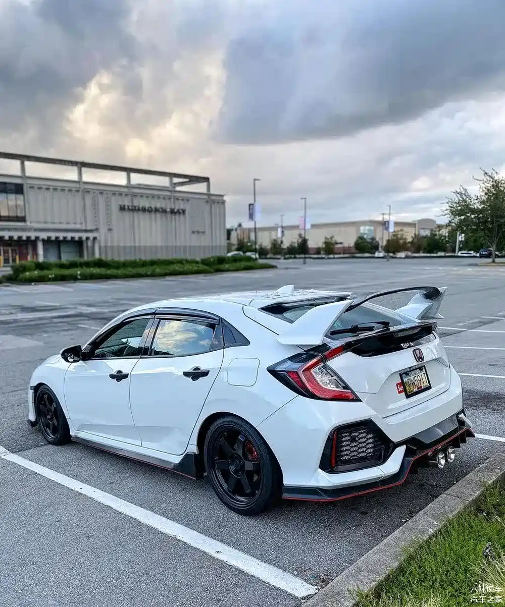 十代思域hatchback轻改,这才是本田烂仔车