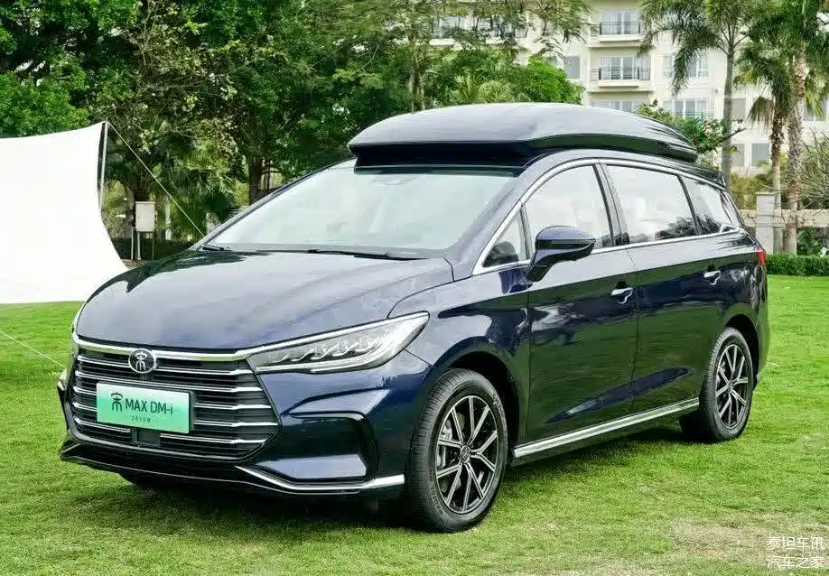 3月12日,比亚迪宋max dm-i正式上市,本次共推出5款车型,官方指导价14.