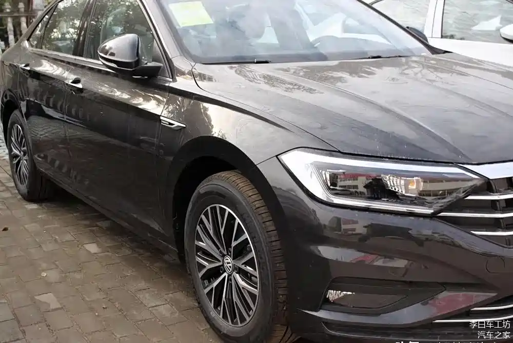 21款速腾到店,底盘调校胜威朗,150马力油耗5.6l,真香