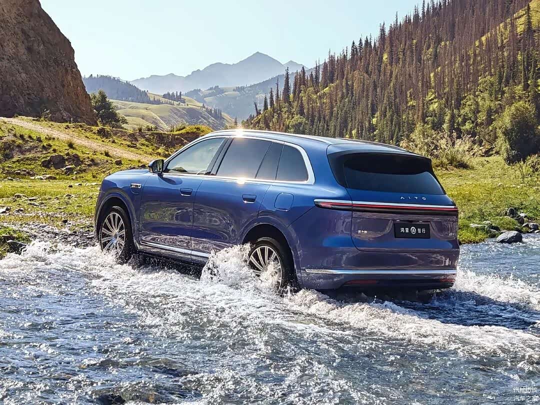 全新问界M7预售订单量_问界_全新问界M7价格调整分析