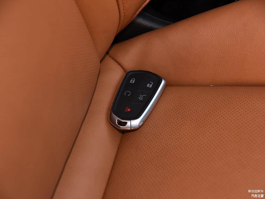 配图为2021款 28T 四驱铂金版