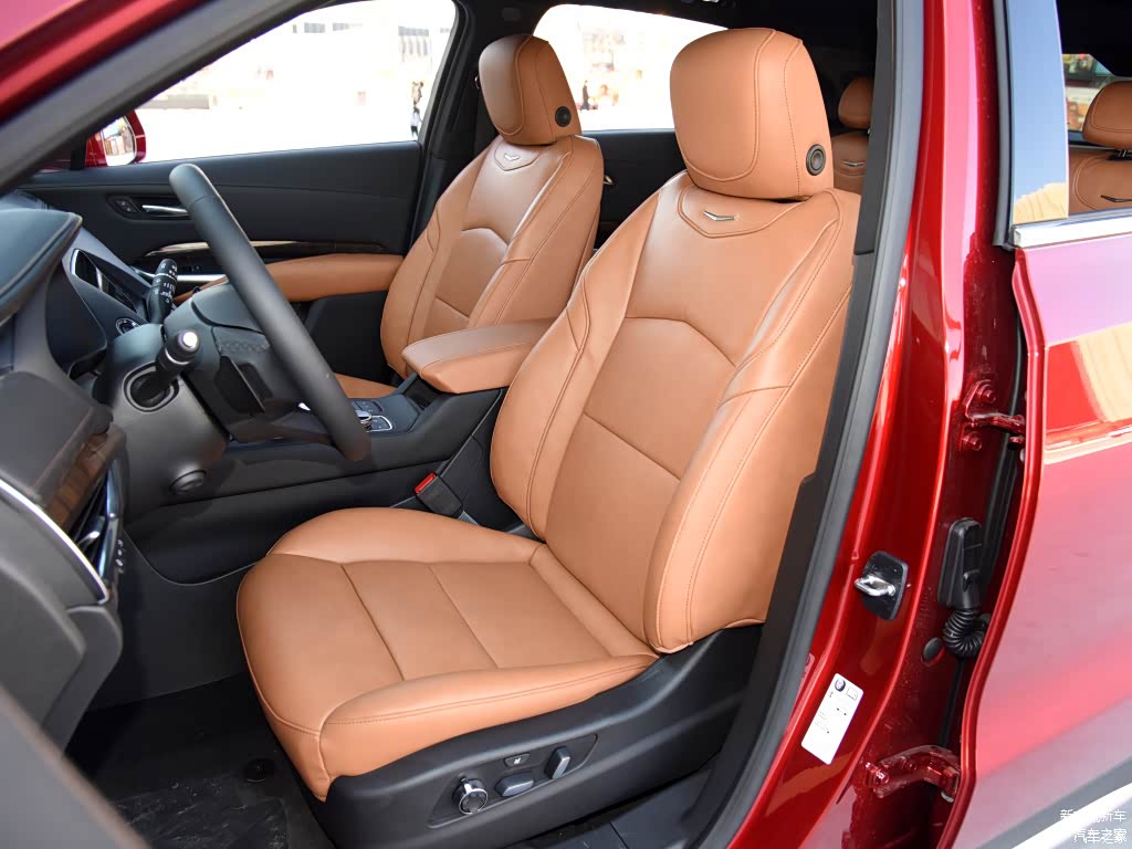 配图为2021款 28T 四驱铂金版