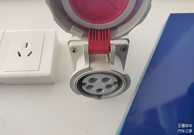 380V五孔工业插座