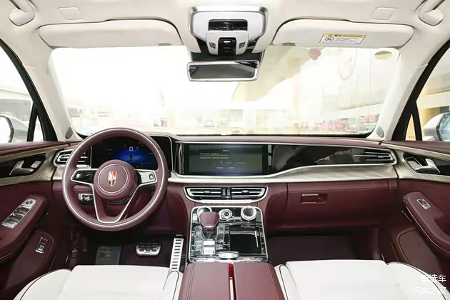 红旗H9内饰