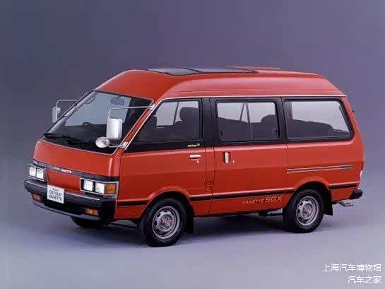 Nissan Cherry Vanette面包车