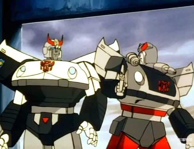 动画中警车和蓝霹雳