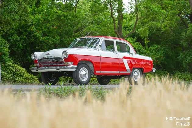 上汽博巡游车：伏尔加M21