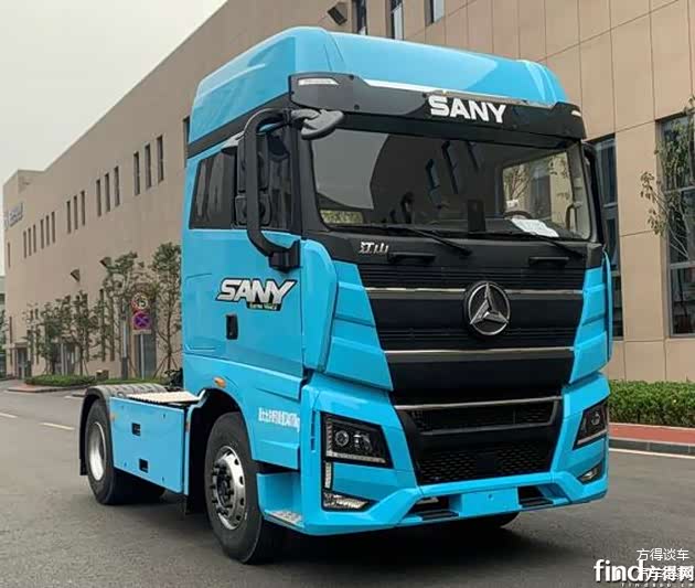 1款自重仅为7.8吨的三一江山版4×2换电牵引车上榜

湖北亿玮动力电池+山东众联能创电机