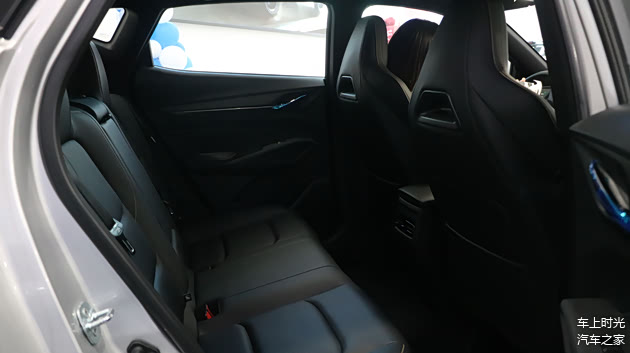 12月18日，欧尚X5PLUS在重庆中卫医用汽车销售有限公司正式发布。