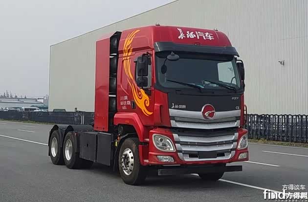 长征汽车凤凰C5氢燃料电池牵引车登上公告 

后面可配有4个氢瓶