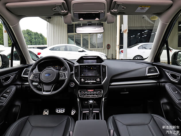 配图为2021款 2.0i 旗舰版EyeSight