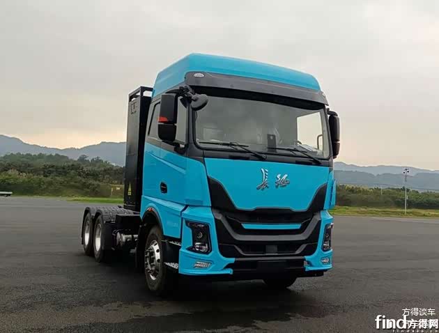 河北长征有2款换电牵引车上榜

均采用全新造型 自重均为10吨 动力匹配丰富