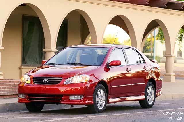2003-2006 第九代 卡罗拉  中国的道路上越来越常见了