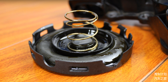 ▲PCV阀内单向阀的膜片