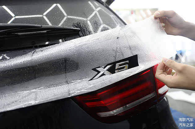 XPEL东莞淘联施工宝马X5隐形车衣现场