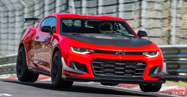 雪佛兰科迈罗 ZL1 1LE