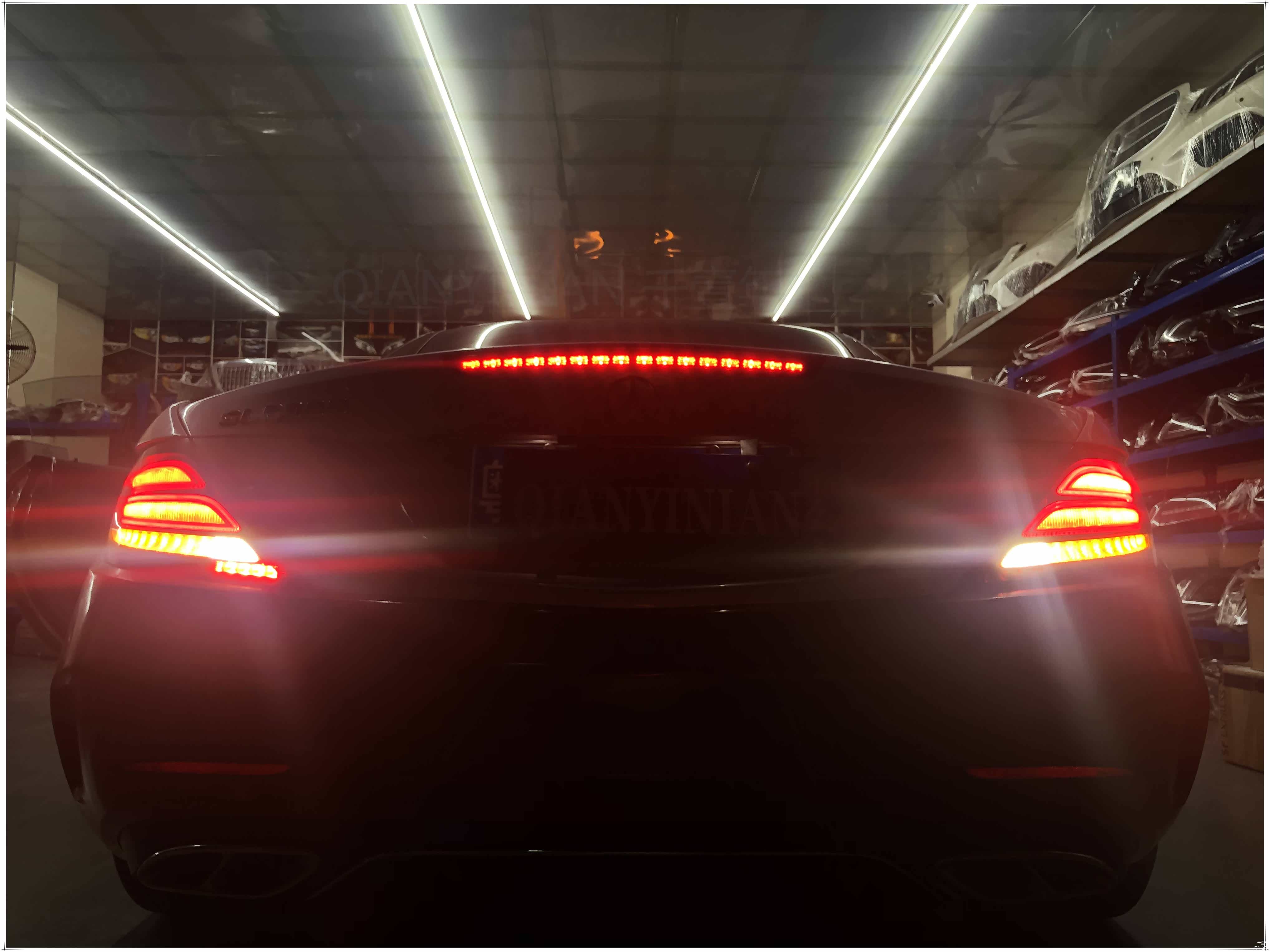 顺利完成国内首台奔驰SLK改造奔驰SLC作业。