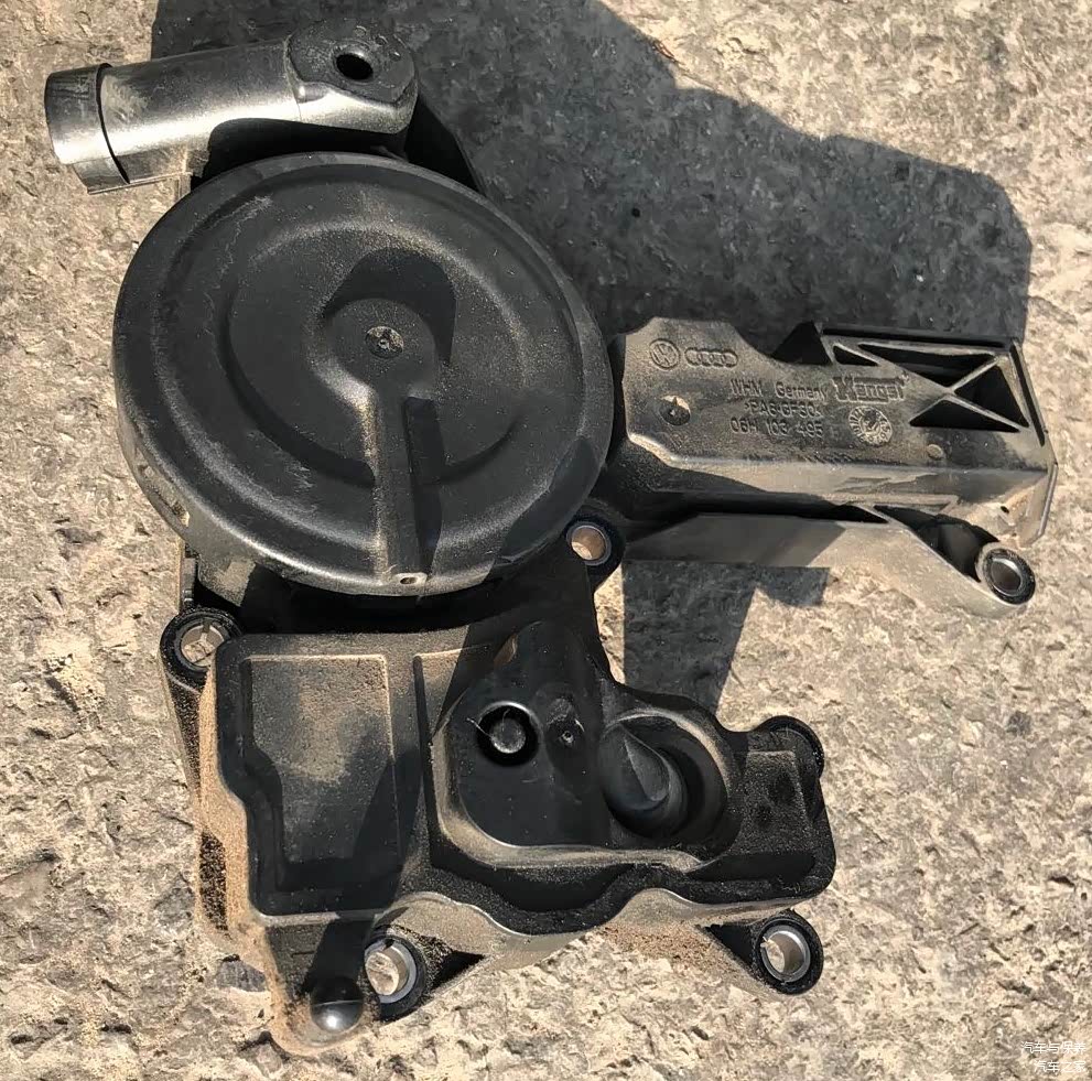 拆下的油气分离器