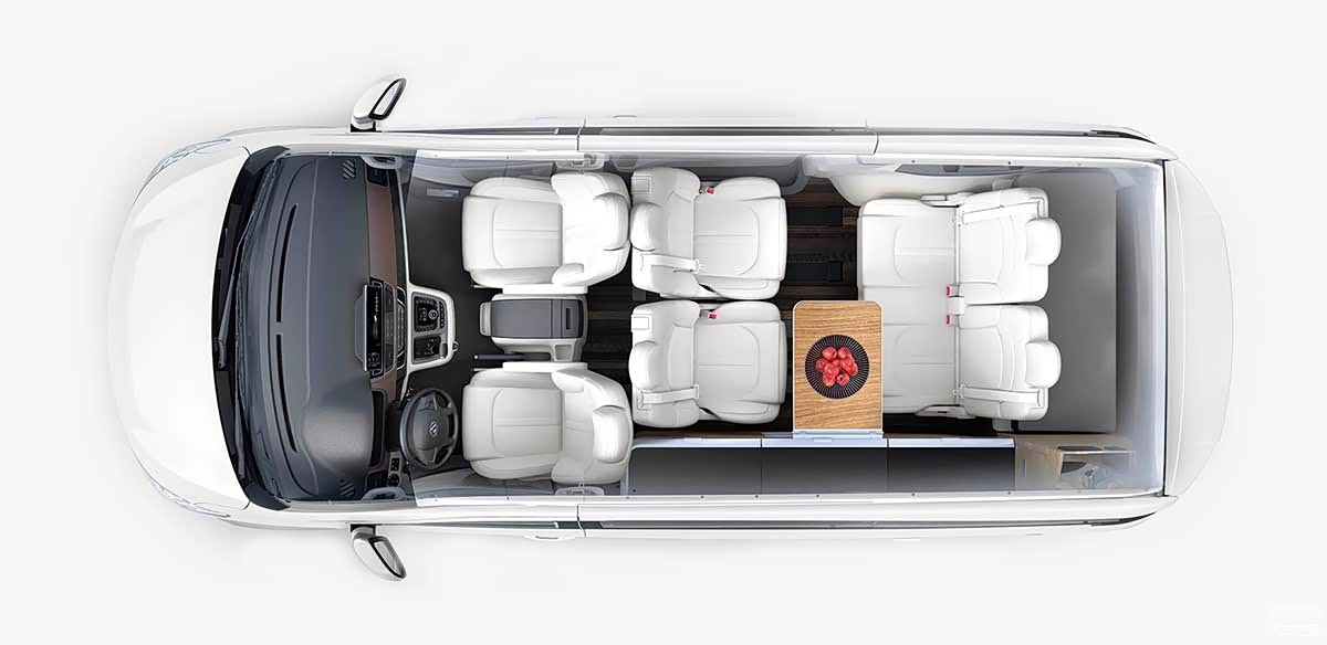 上汽大通RG10升顶露营房车