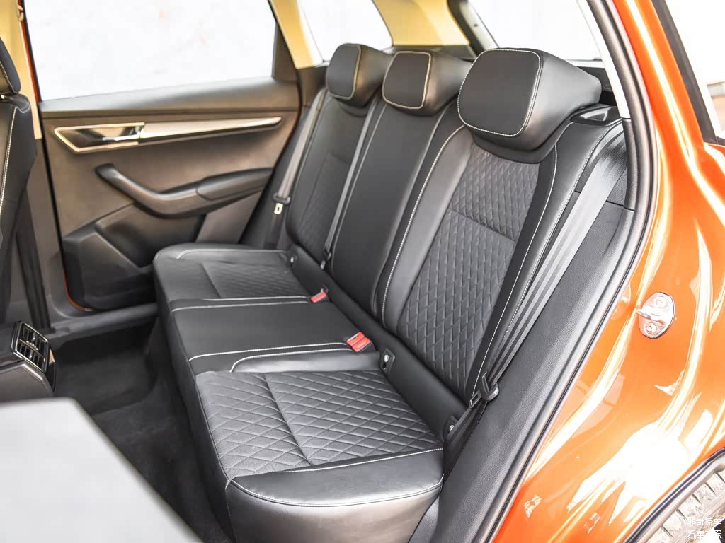 柯珞克即使顶配也一样没有中央扶手