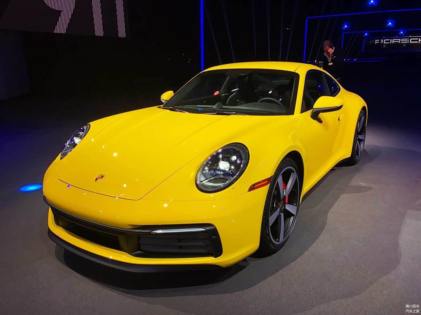 车身前部加宽45毫米