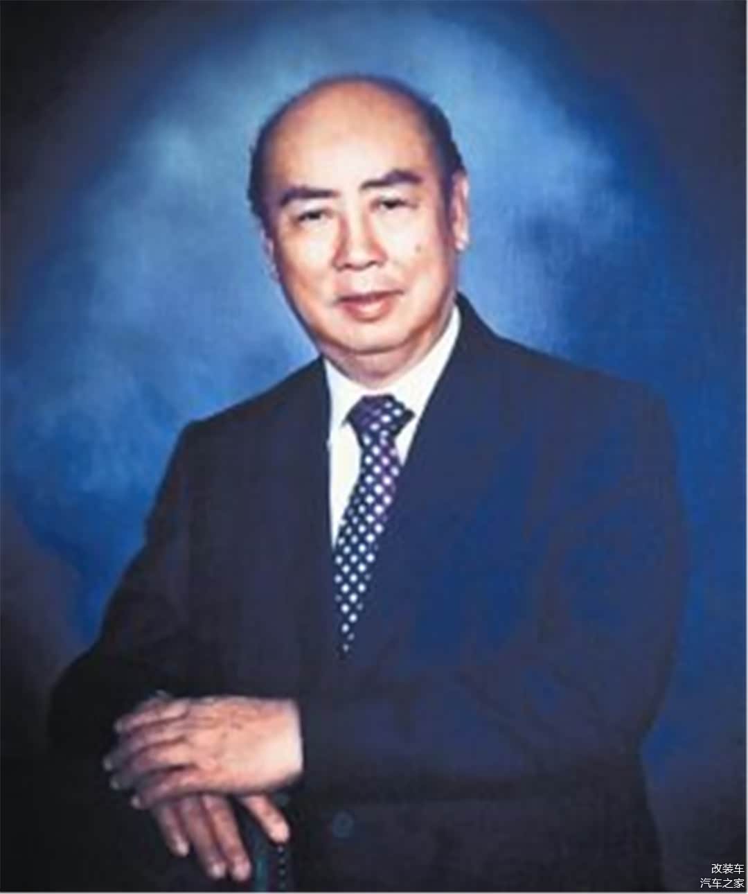 华人首富林绍良车库曝光，惊现F40!_车家号_汽车之家