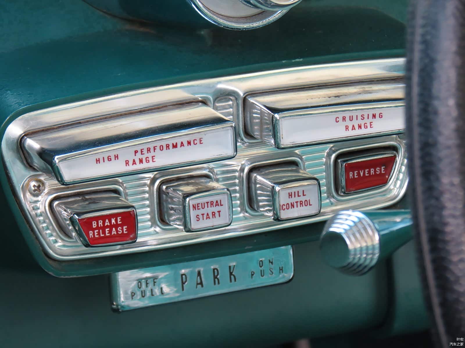 1958年福特水星的自动变速箱控制面板