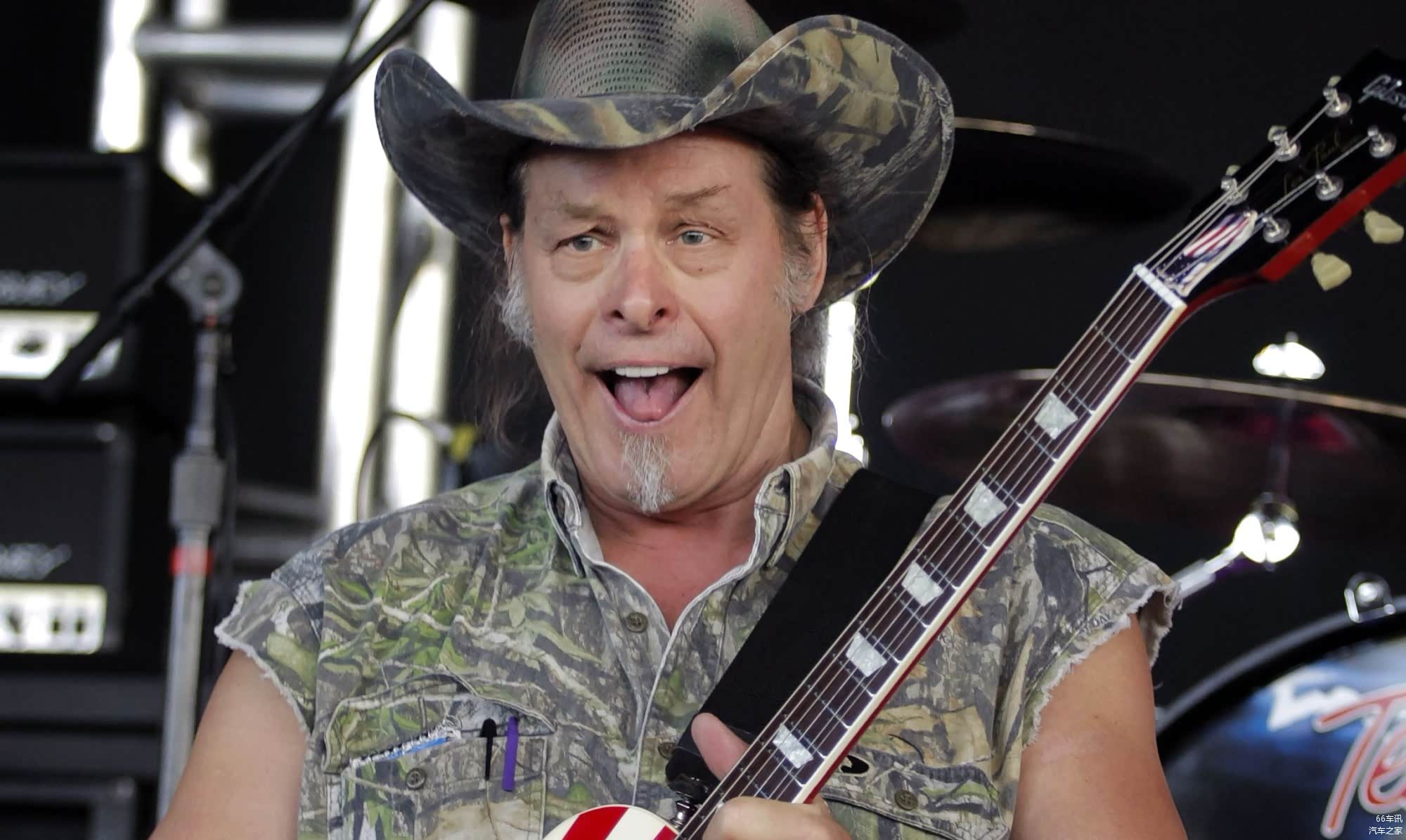 大猩猩：Ted Nugent 
哈蒙：疯子