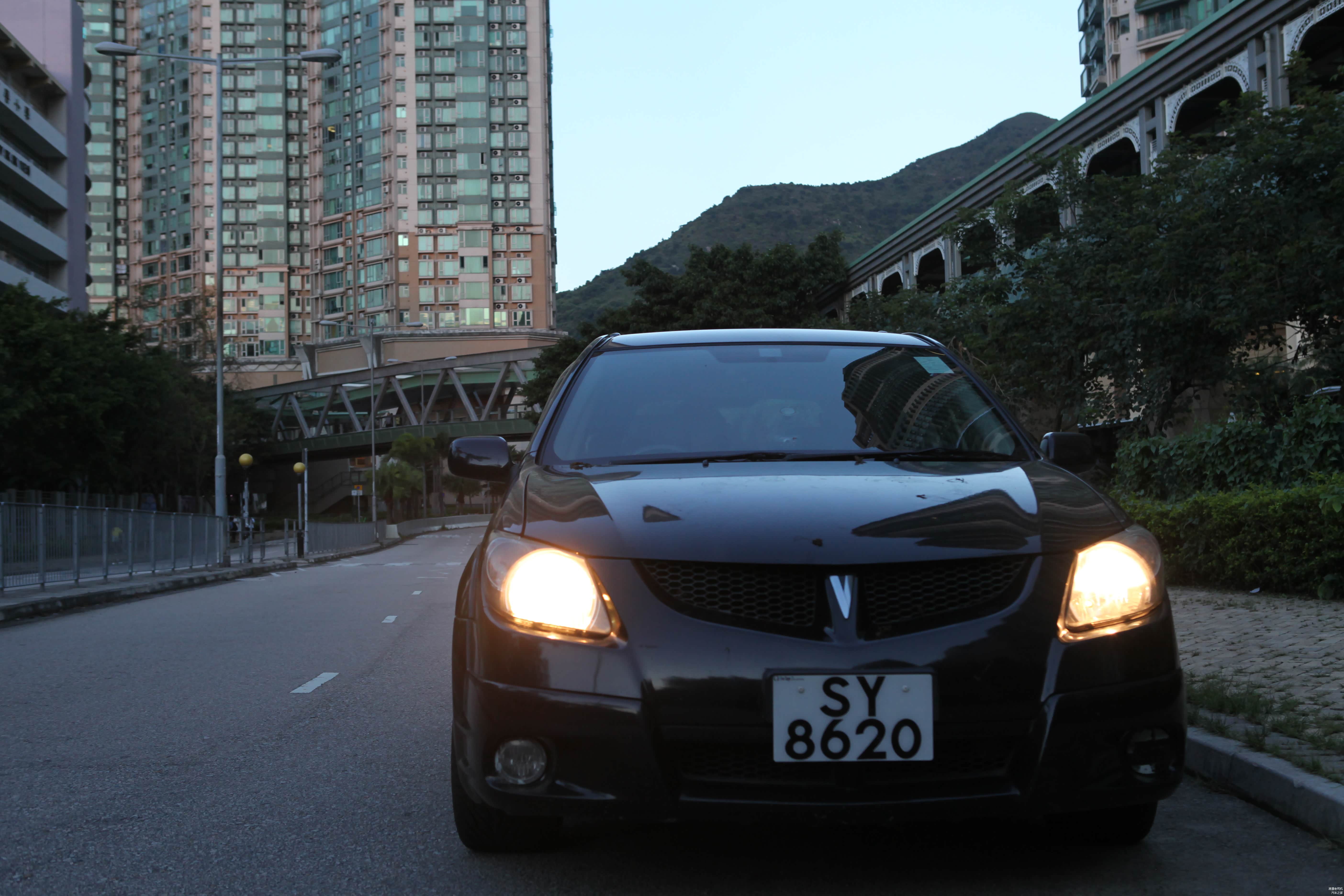 车头的车标都类似于Pontiac