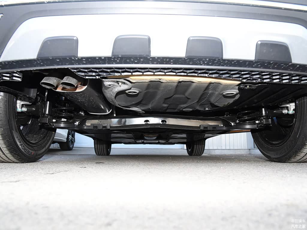 两车的底盘结构也一样，至于具体行驶质感建议到店试驾感受