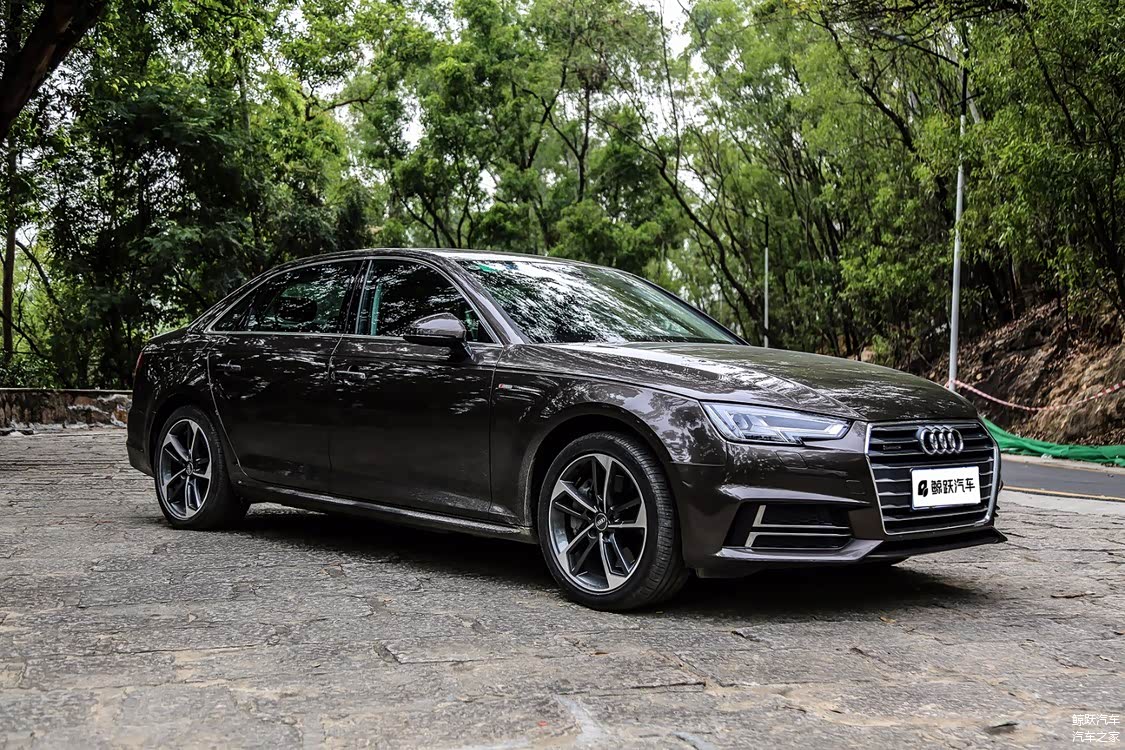 全系搭载自动启停系统的奥迪 A4L（B9）