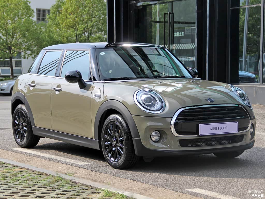 5门版MINI COOPER