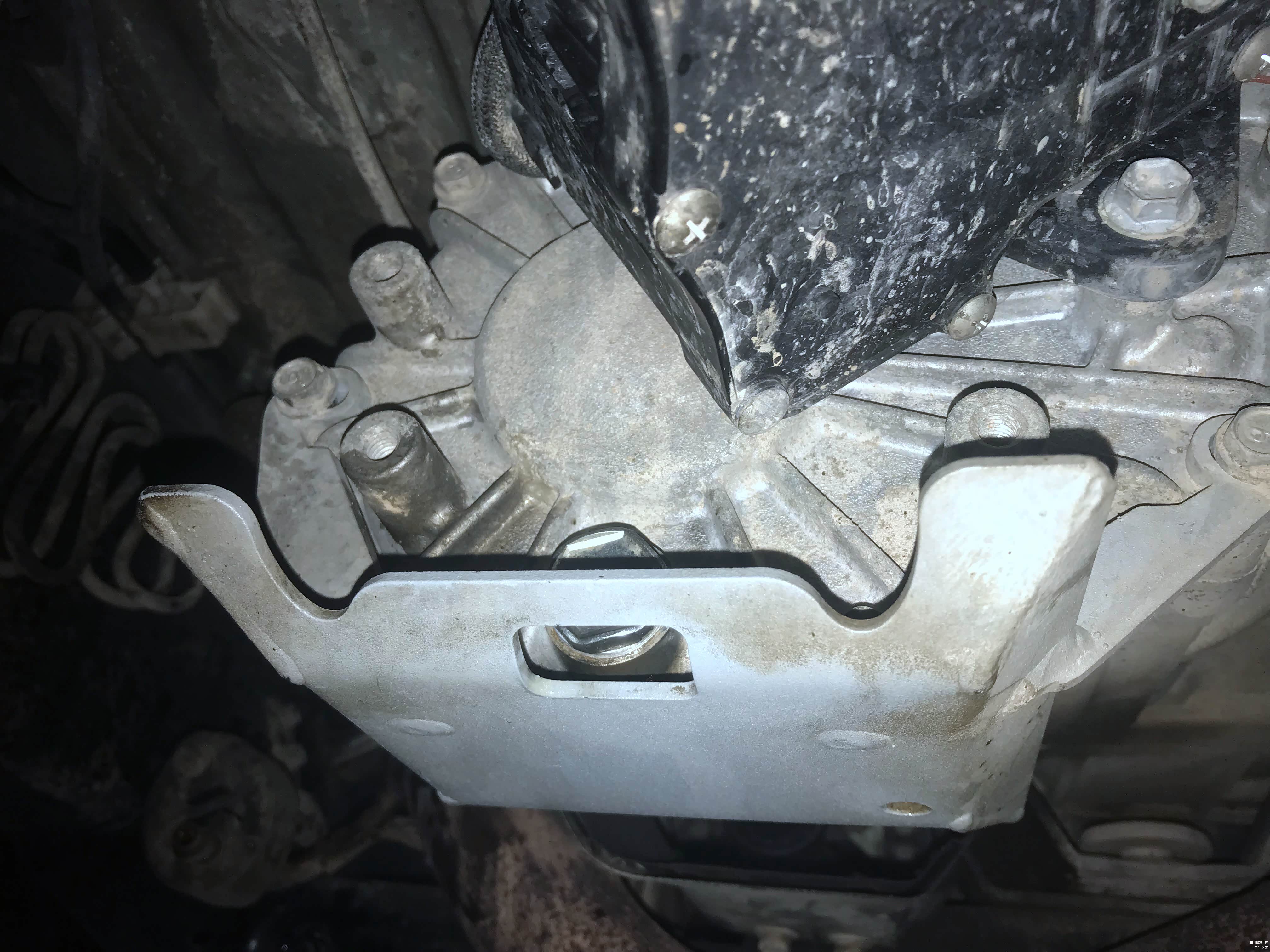 放过油的地方都将其清洗干净