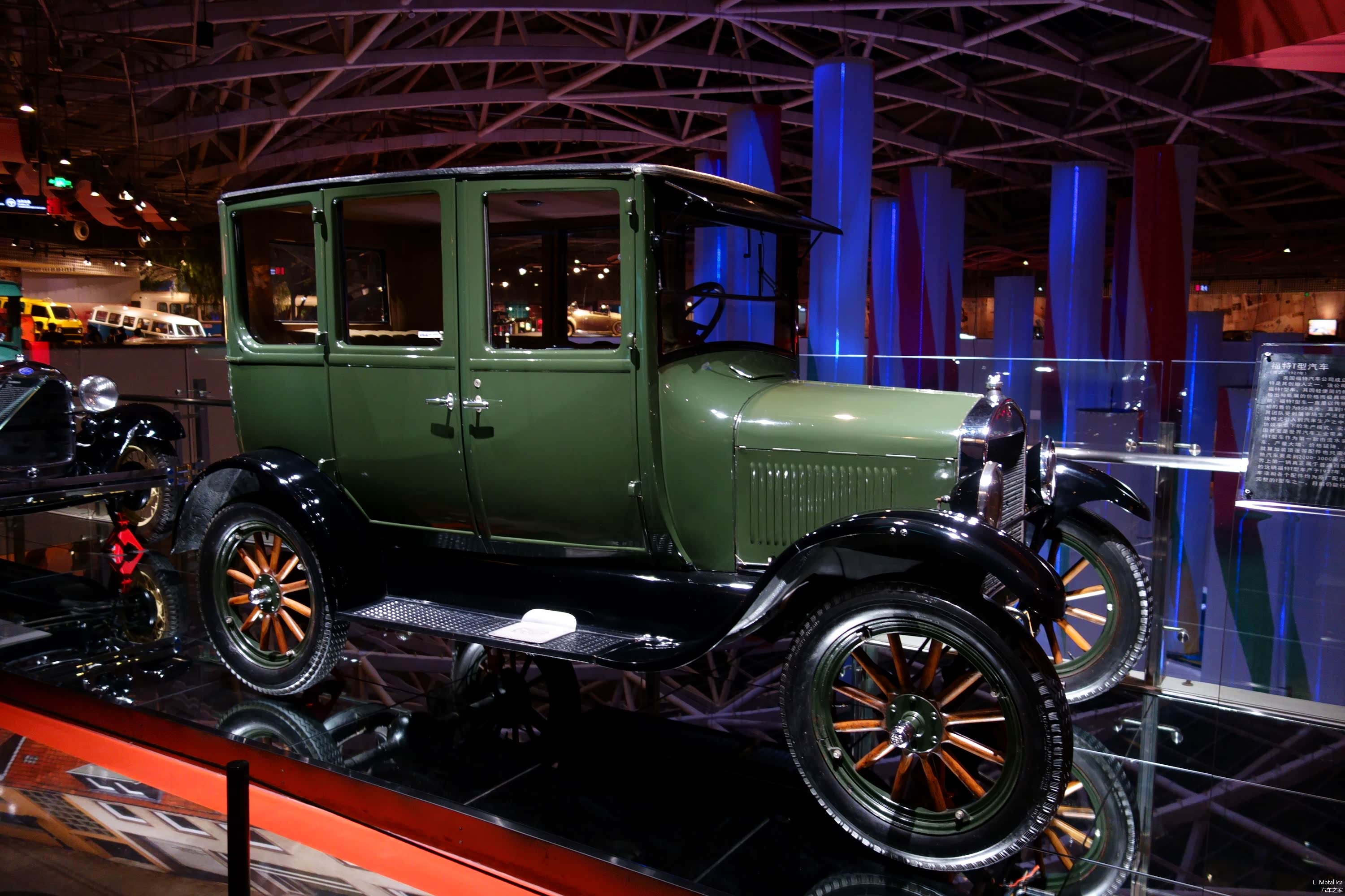 福特T型车，应该都听说过吧，它诞生的同时也诞生了世界上第一条生产流水线