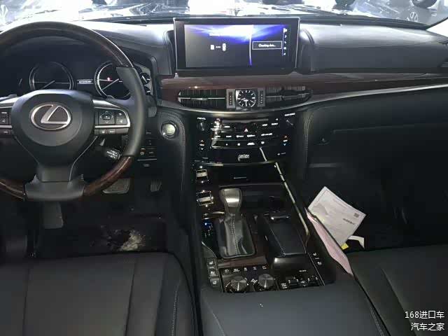 雷克萨斯LX570内饰