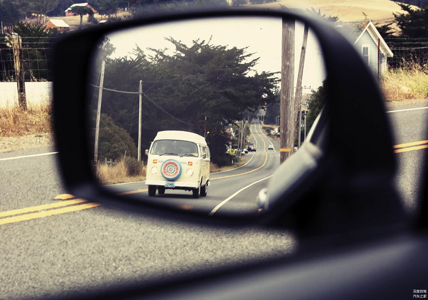 这部分也会更加偏僻，游客稀少，能见到许多原始的村落与小镇